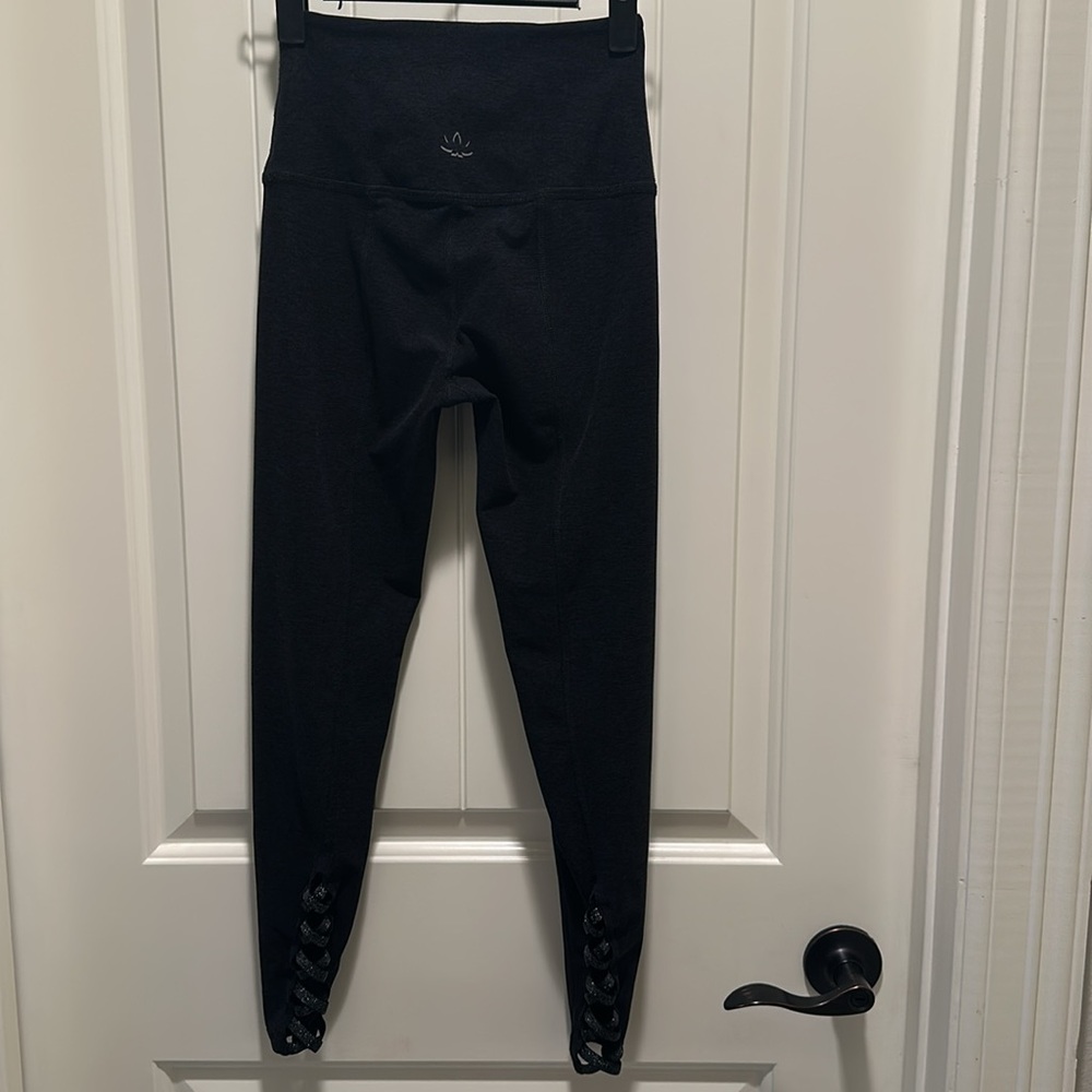 Beyond yoga leggings